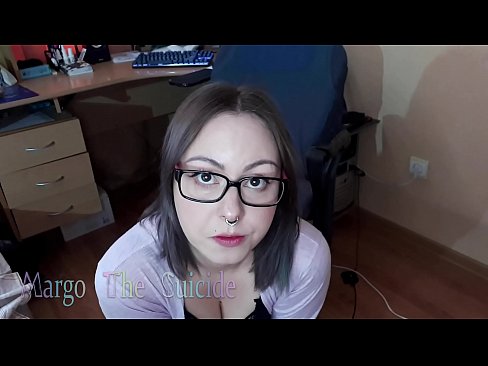 ❤️ Sexy Girl with Glasses Sucks Dildo Deeply on Camera ❤ Rusia porno pada kami ️❤