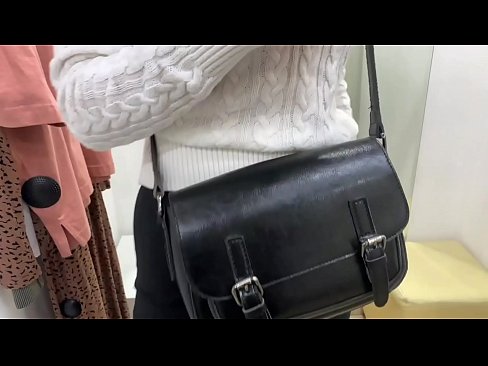 ❤️ Masturbasi publik dari jalang muda FeralBerry dengan dildo di kamar pas ❤ Rusia porno pada kami ️❤